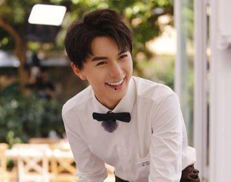 最新爆料男明星,神秘男星新恋情曝光,细节令人咋舌 第3张 最新爆料男明星,神秘男星新恋情曝光,细节令人咋舌 第3张